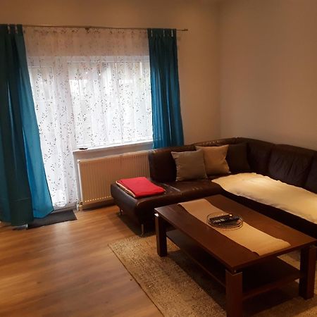 Ferienwohnung 70 , Gersfeld Rhoen , Ortsmitte , Frisch Saniert , Gaestehaus Mierdel Esterno foto